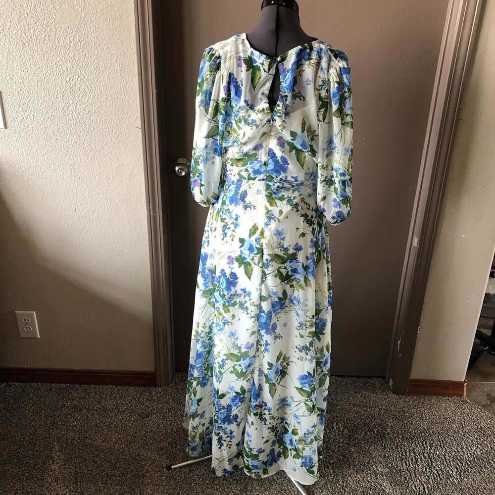 Floral Blue & Green Surplice Midi Dress - Picture 9 of 10